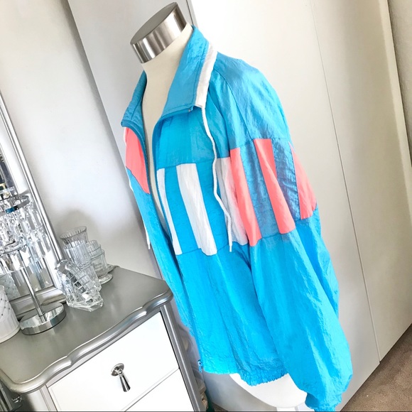 Windbreaker Jacket Medium - Picture 2 of 6